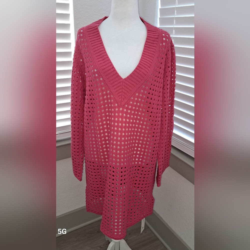 Elegant Pink Knit Swim Coverup